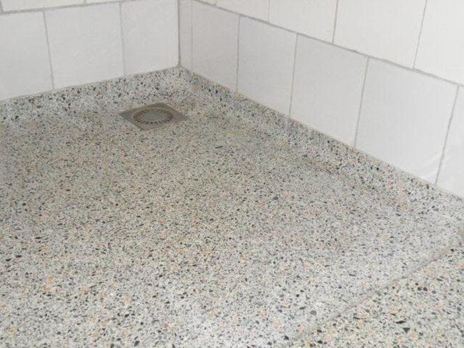 granito-vloer-badkamer